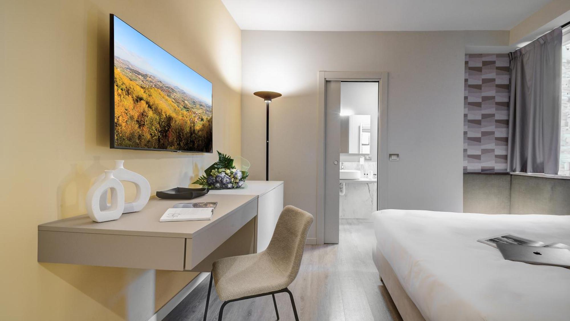 Be Duomo - Self Check-In Bed & Breakfast Voghera Bagian luar foto